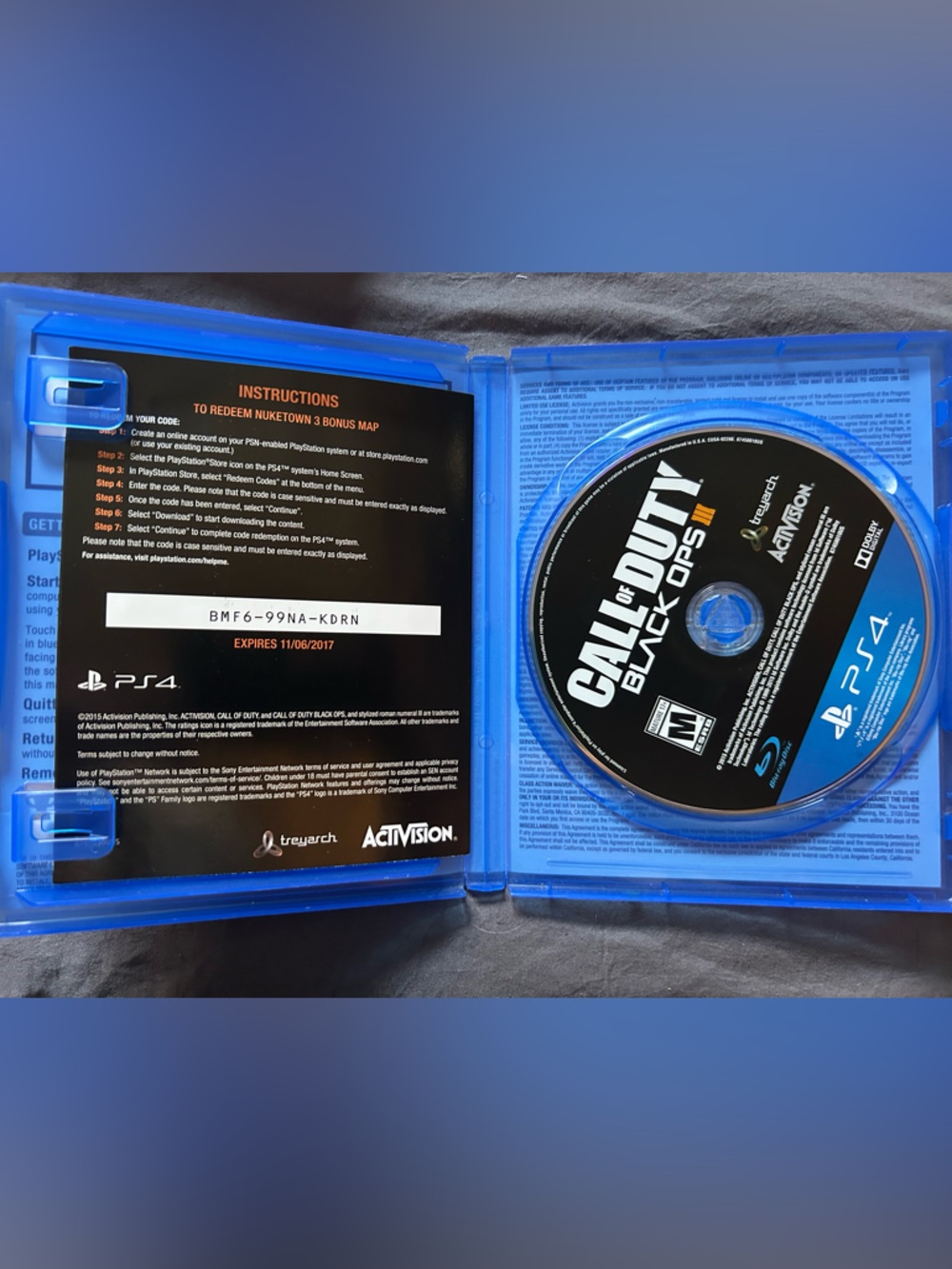: Black Ops III - Black/Orange Video Game (PS4) - Picture 3 of 3
